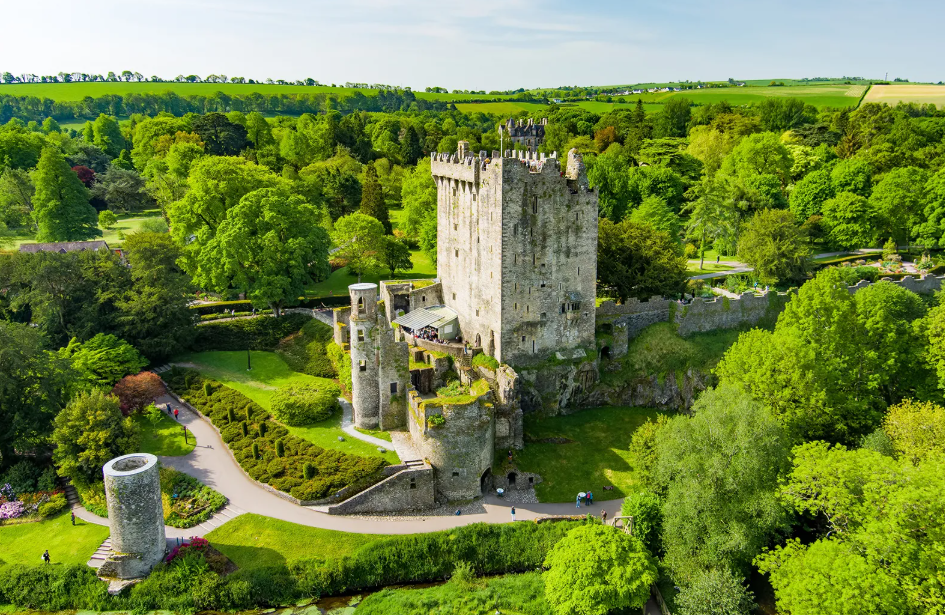 Blarney Castle &amp; Blarney Stone, County Cork, Ireland